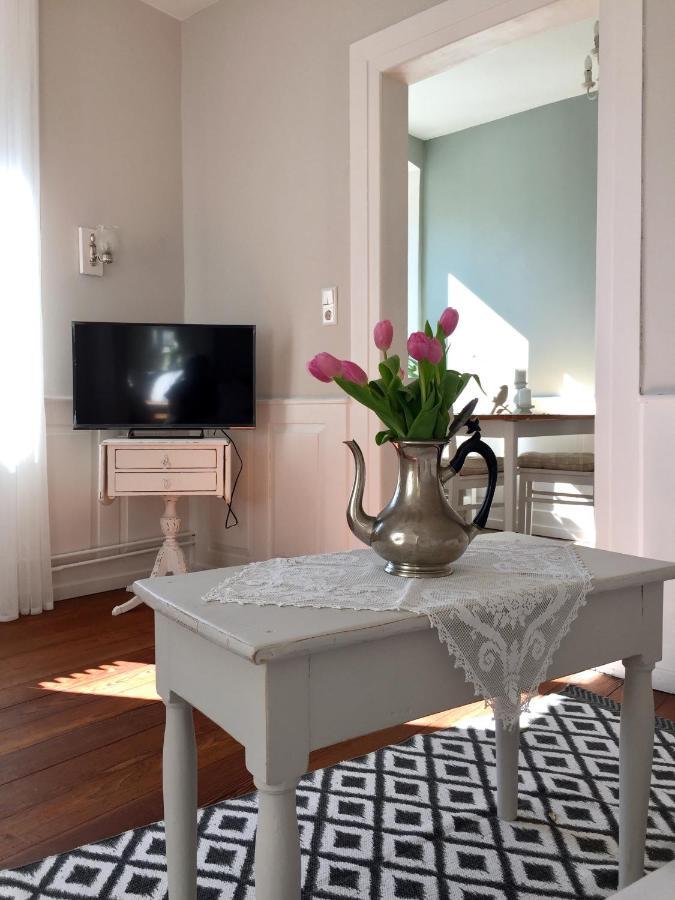 Appartment Entegast - Edles Landhausflair Zum Geniessen Шопфхайм Экстерьер фото